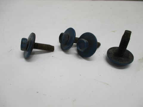 Bolts for trunklid