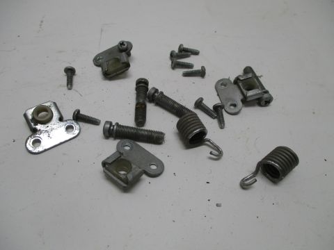 Set of headlight adjusters