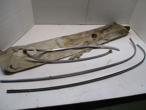 Set of door edge protectors