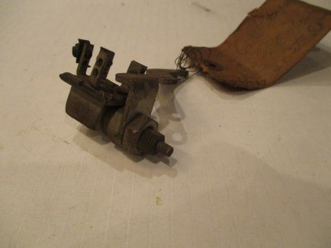 Overdrive kickdown switch and bracket