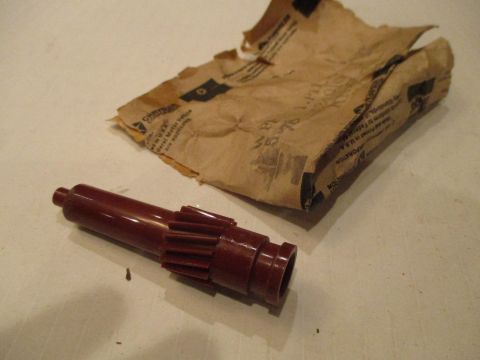 Speedometer pinion gear