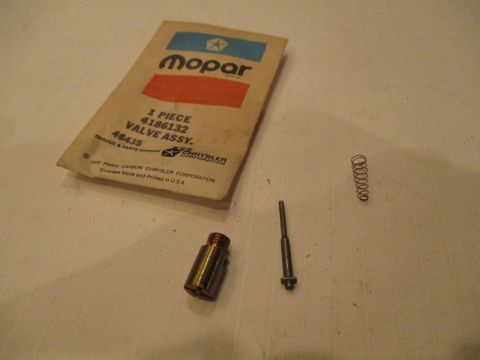 Carburetor valve assembly