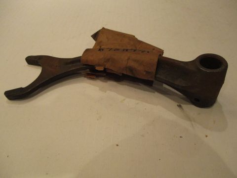 Transmission reverse fork