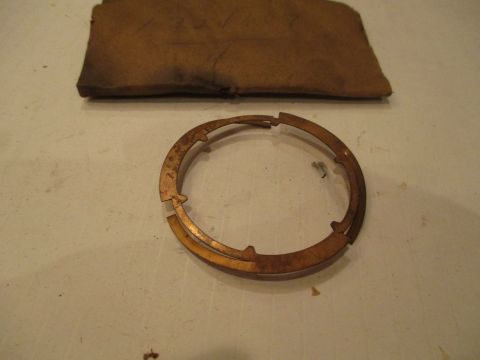 Standard transmission synch stop ring spring