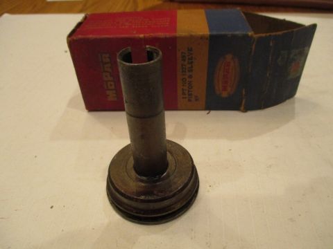 Transmission direct speed rail piston and sleeve