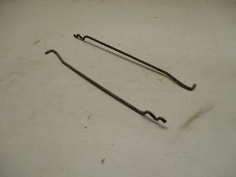 Pair of door lock to latch links