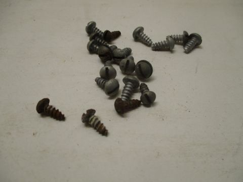 Instrument cluster lens screws