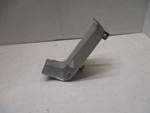 Left outer grille surround