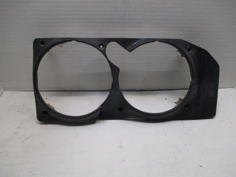 Left headlight bezel