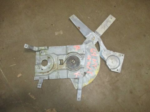 Right rear window regulator