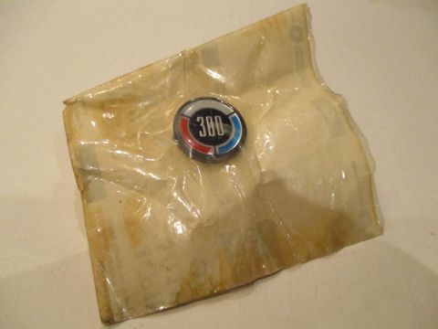 Steering wheel ornament