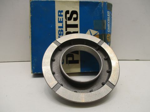 Transmission front clutch piston