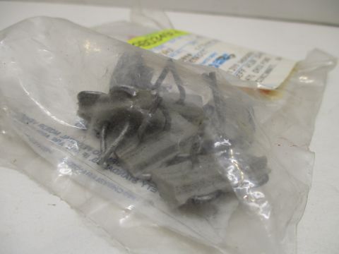 Package of trim clips