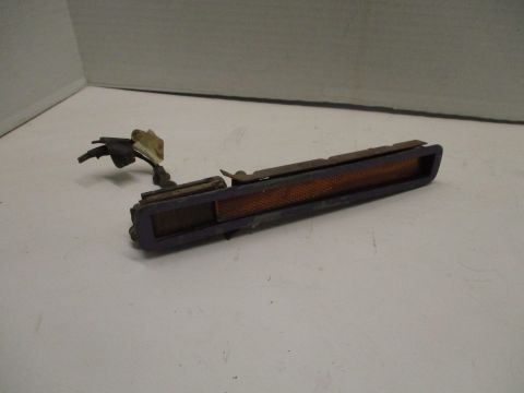 Left front side marker light