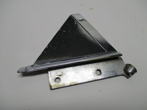 Left rear door filler trim