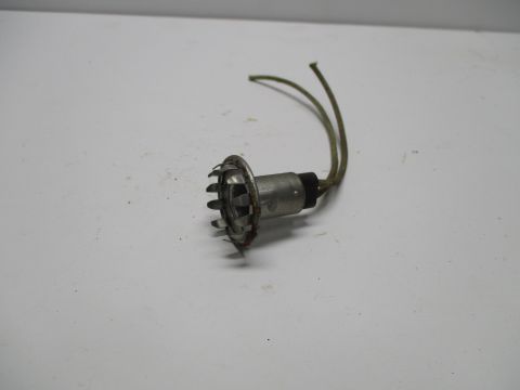 Dash map light socket