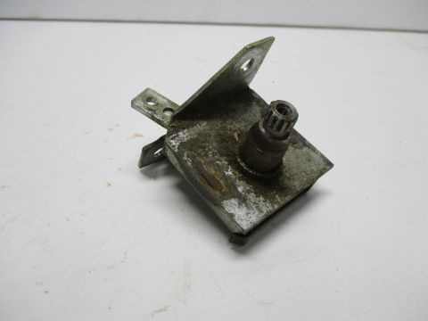 Left interior door handle regulator