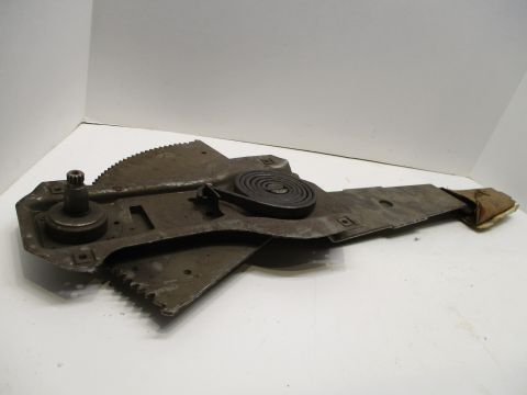 Left window regulator