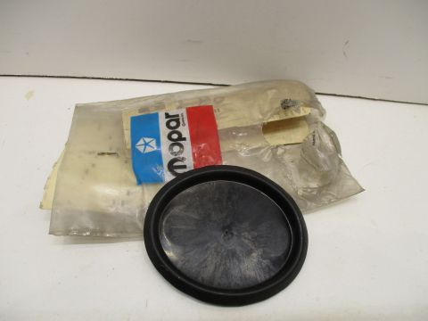 Body plug for tailgate