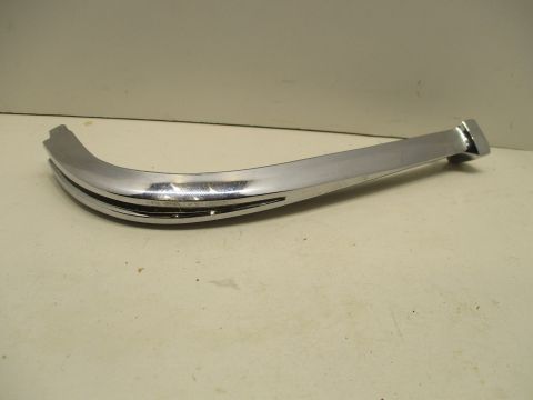 Left fender peak moulding