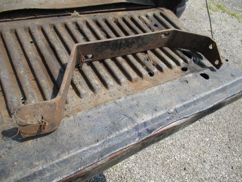 Left rear bumper bracket