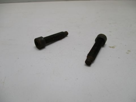 Bolts for steering coupler