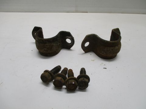 Pair of front stabilizer bar clamps and bolts