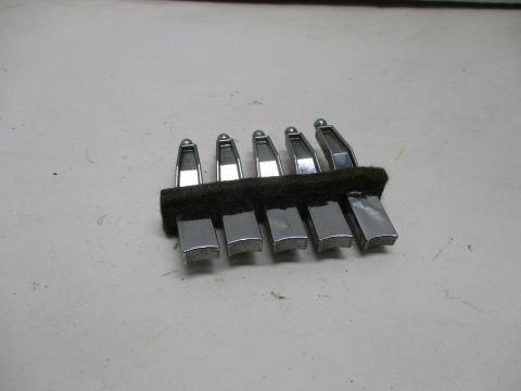 Set of heater control pushbuttons