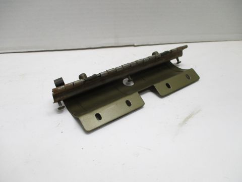 Glove compartment door hinge