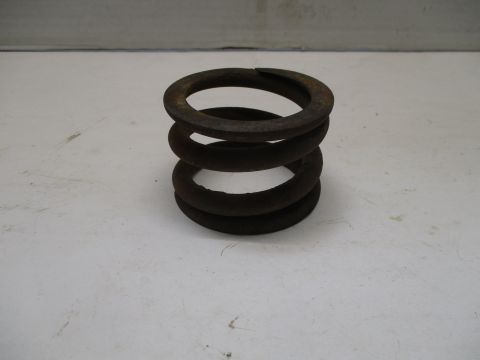 Transmission mount spring