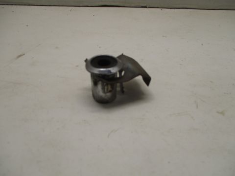 Power antenna bezel with clip