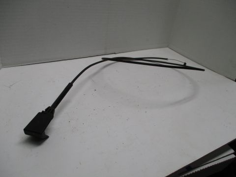 Right floor vent cable