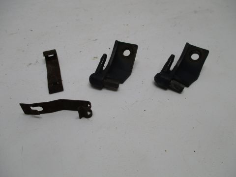 Pair of windshield washer squirters