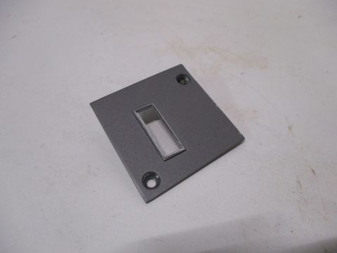 Dash bezel for rear speaker fader switch