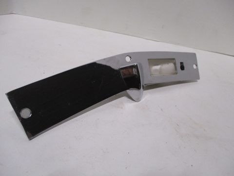 Map light assembly with high beam indicator