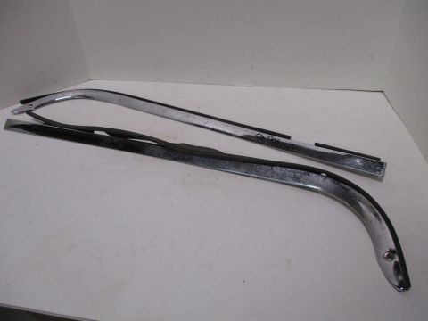 Pair of dash mouldings