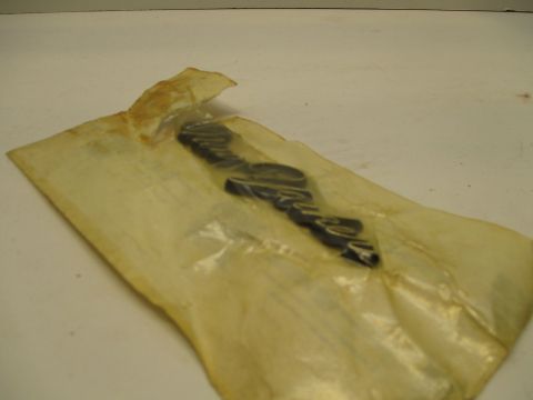 "New Yorker" nameplate