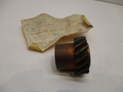 Distributor drive gear