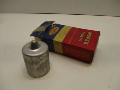 Transmission reverse servo piston sleeve