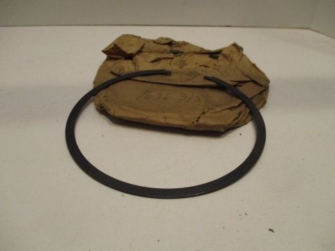 Transmission clutch snap ring