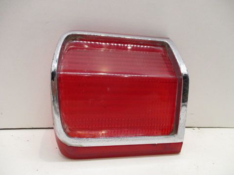 Right inner taillight lens