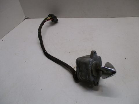 Power seat switch with knob