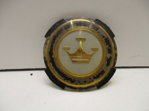 Hubcap center medallion