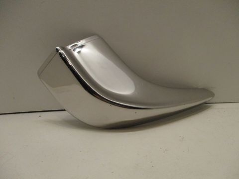 Right front connector moulding