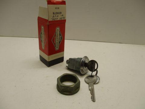 Trunk lock cylinder