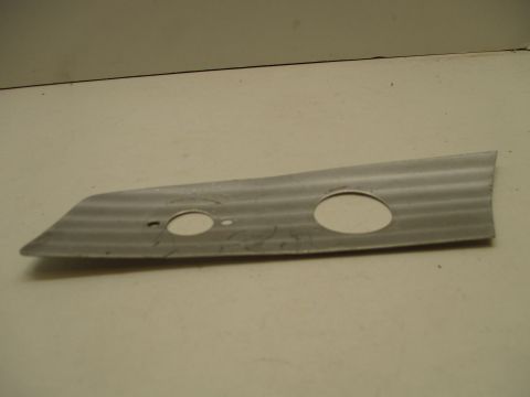 Left outer dashboard applique