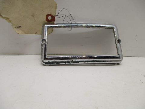 Left parking light bezel