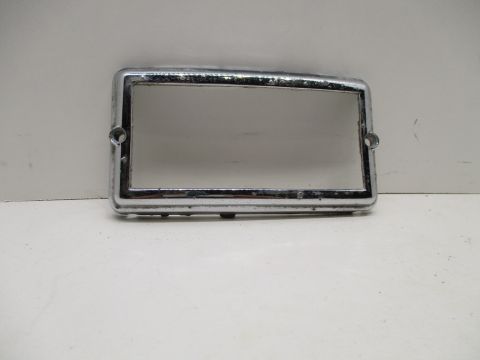 Right parking light bezel