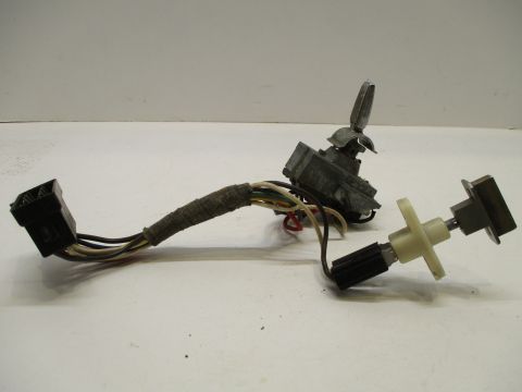 Windshield wiper and washer switches