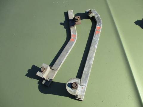 Right pair of quarter window tracks